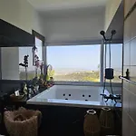 Kasparis View Holiday home *